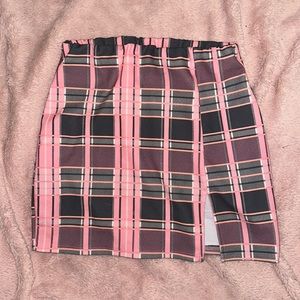 Fashion Nova plaid pencil skirt
